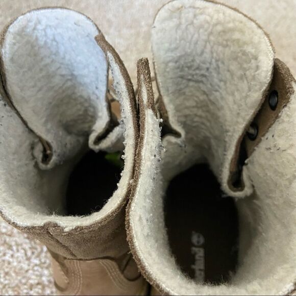 Timberland Women’s Taupe Teddy Fleece Boot - Picture 6 of 8